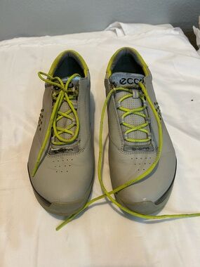 Ecco Women’s Biom Natural Motion Yak Leather Spikeless Golf Shoes